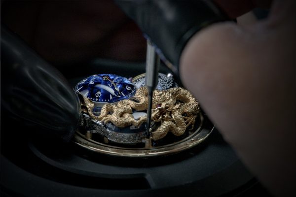 BOVET-Recital 26 Chapter Two Golden Dragon_article_Desktop_04