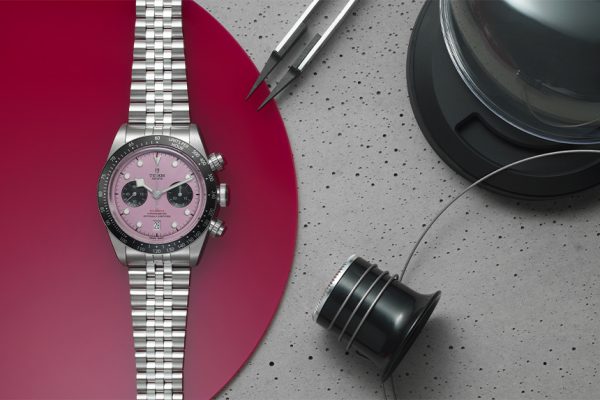 TUDOR-Celebrates the Daring Spirit with Black Bay Chrono Pink_Desktop_09